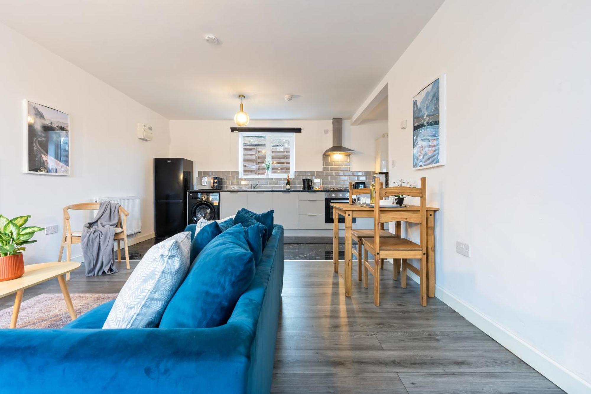 Stylish New Apartment - Free Wifi & Netflix - Top Rated - 3Mh Cradley Heath ภายนอก รูปภาพ