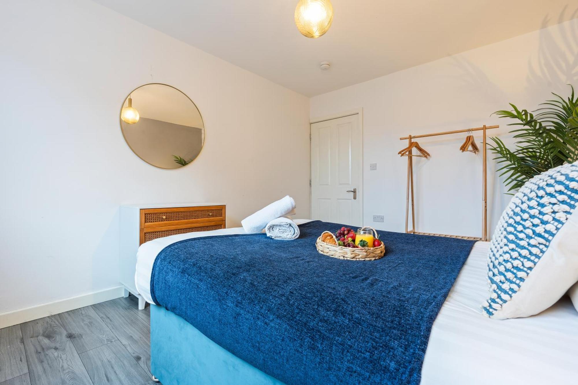 Stylish New Apartment - Free Wifi & Netflix - Top Rated - 3Mh Cradley Heath ภายนอก รูปภาพ